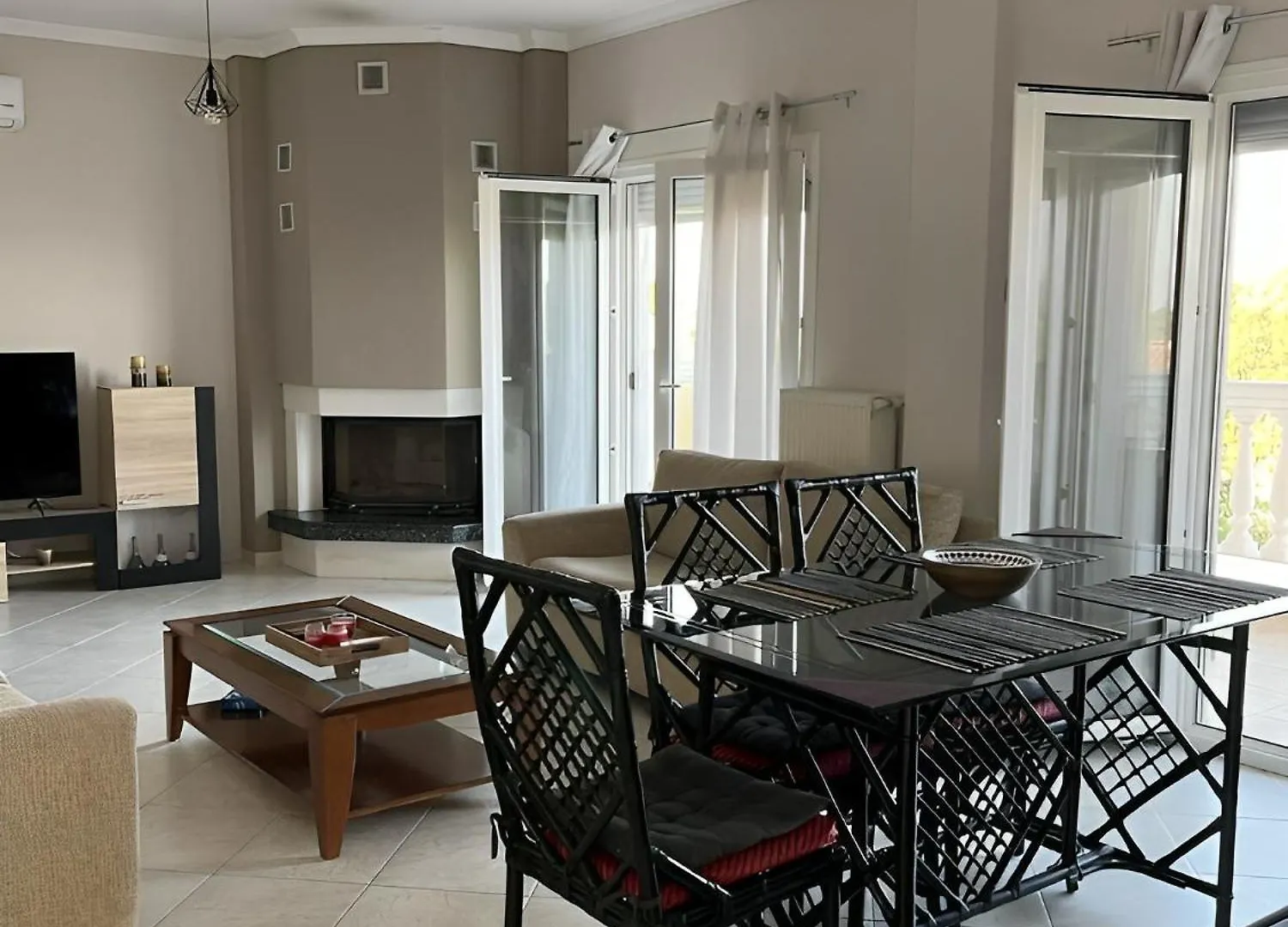 Jacque'S Boutique Suite 테살로니키